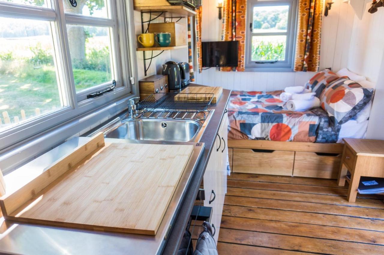 The Hideaway Hut - 1 Bed Shepherds Hut - Hereford Exteriér fotografie